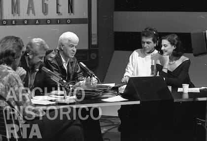 "No se manejaba en ese momento la palabra ‘panel’, ni ‘panelista’, mucho menos se podía soñar que un día iba a haber algo parecido a esto llamado streaming”, sostiene Chediek