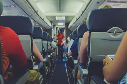 No se sabe si el hombre viajó en un asiento normal durante el vuelo o si estuvo allí todo el tiempo