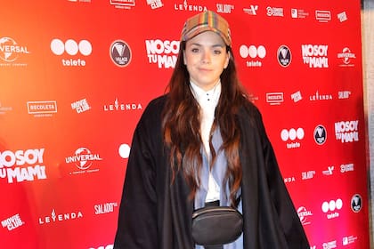 La actriz y cantante Natalie Pérez, protagonista junto a Julieta Díaz de Pequeña Victoria, no quiso perderse la invitación