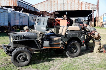 El Jeep Willie originales fueron cordialmente donados para esta recreación por la asociación de coleccionistas de Willies en la Argentina.