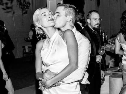 “No voy a sentarme acá y mentir diciendo que todo es una fantasía mágica”, aseguró Hailey sobre los inicios de su matrimonio cob Bieber