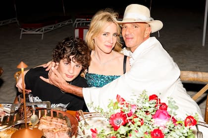 Noa Faena, Grace Goldmith y Alan Faena