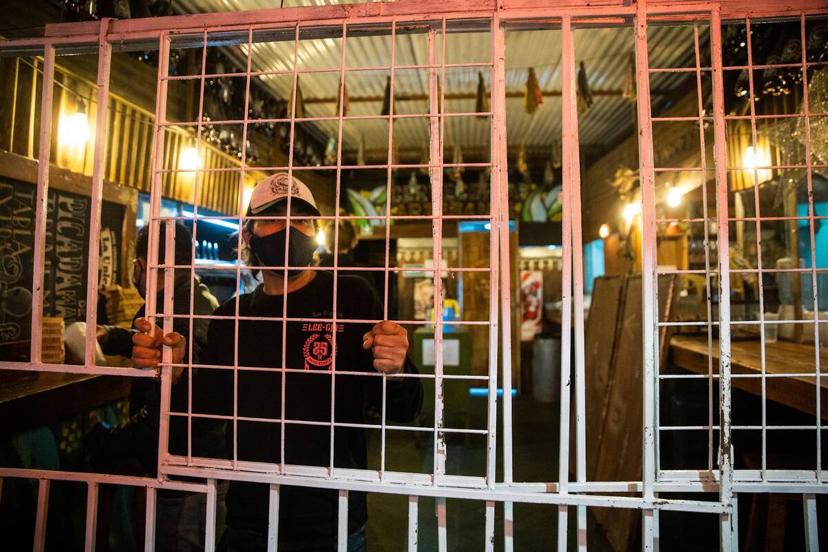 Noche con restricciones en Pinamar