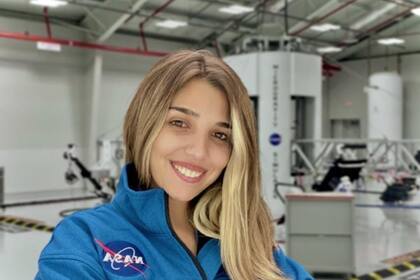 Noel de Castro, de visita por las instalaciones de la NASA en Florida