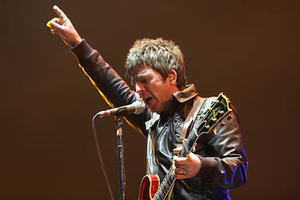 Noel Gallagher en el escenario