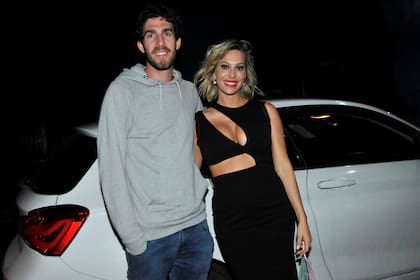 Noelia Marzol y Ramiro se casaron este martes en un registro civil de la Ciudad