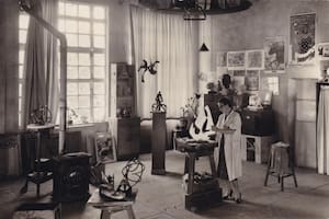 Noemí Gerstein en su taller