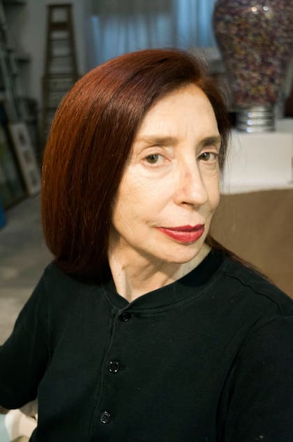 Retrato de Nora Iniesta en su taller en el barrio de San Telmo (foto de Santiago Villegas)