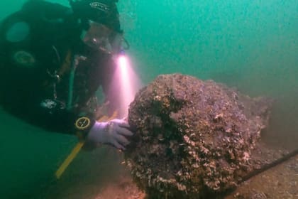 Northumberland, el buque de guerra que se hundió hace 300 años y fue descubierto de casualidad, ahora podría desaparecer