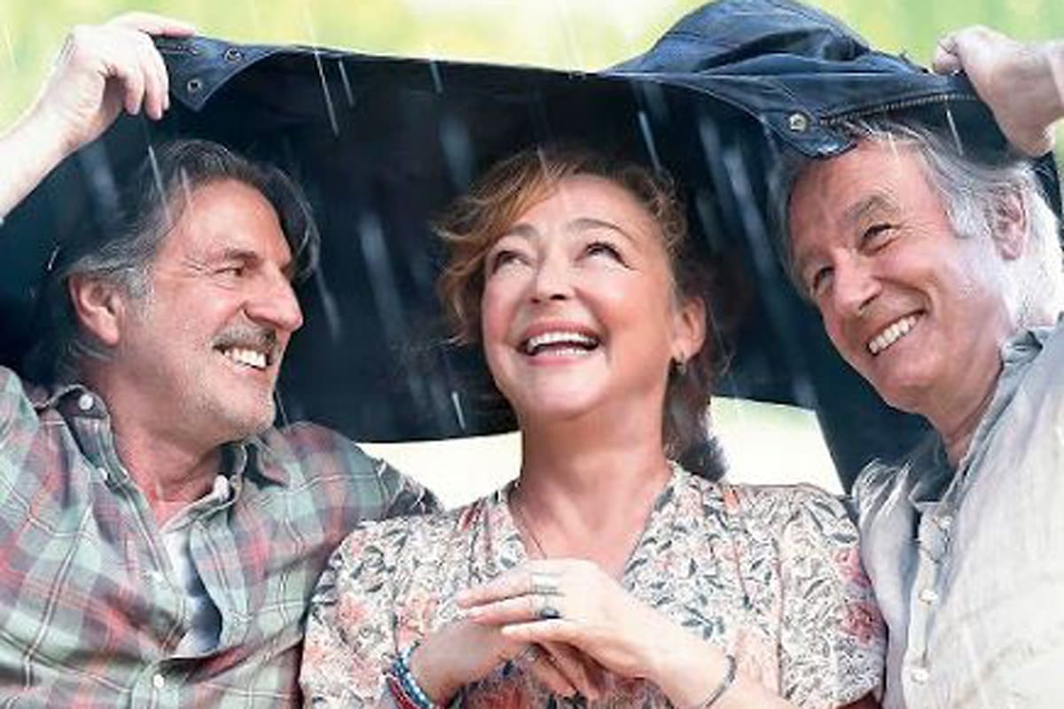 Nosotros tres