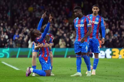 Nottingham Forest empata con Crystal Palace y se desvanecen sus esperanzas de Liga de Campeones