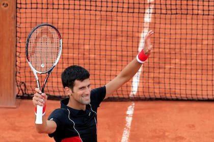 Novak Djokovic ganó y se ilusiona con volver a levantar el trofeo en París