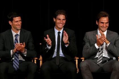 Novak Djokovic, Rafael Nadal y Roger Federer, en una imagen a pura sonrisa de hace una década cuando ya dominaban el circuito