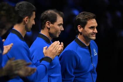 Novak Djokovic, Rafael Nadal y Roger Federer en la Laver Cup de 2022, que marcó el retiro del suizo; para Toni Nadal, "es muy difícil que aparezca otro Big 3" de ese nivel en la historia, "casi imposible".