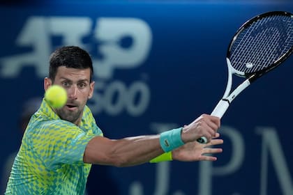 Novak Djokovic regresa al circuito mundial de la ATP tras no jugar en la gira de Estados Unidos