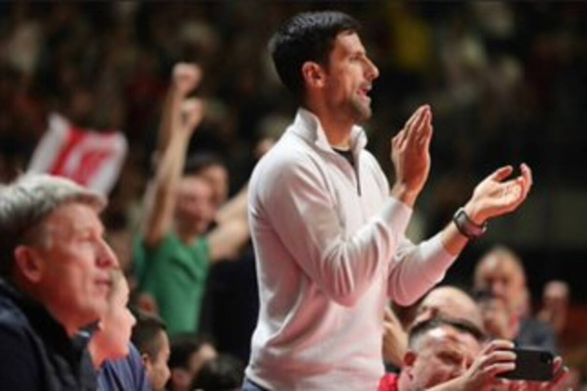 Novak Djokovic se puso de pie en varias oportunidades para aplaudir a Facundo Campazzo y al equipo de Estrella Roja, que ganó en Belgrado.