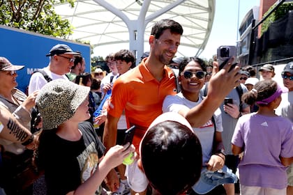 Novak Djokovic y un cálido recibimiento en Adelaida