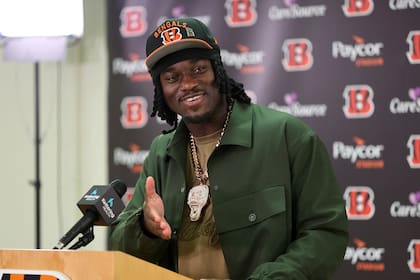 Novato Shemar Stewart pone fin a su paro y firma contrato de US$18,97 millones con los Bengals