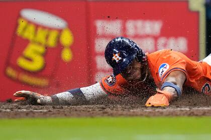 Novato Smith suma 2 jonrones y 4 impulsadas para que Astros se impongan 6-4 a Padres
