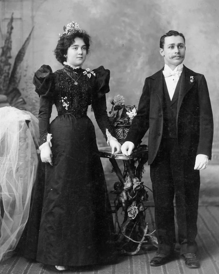 Novias de Negro