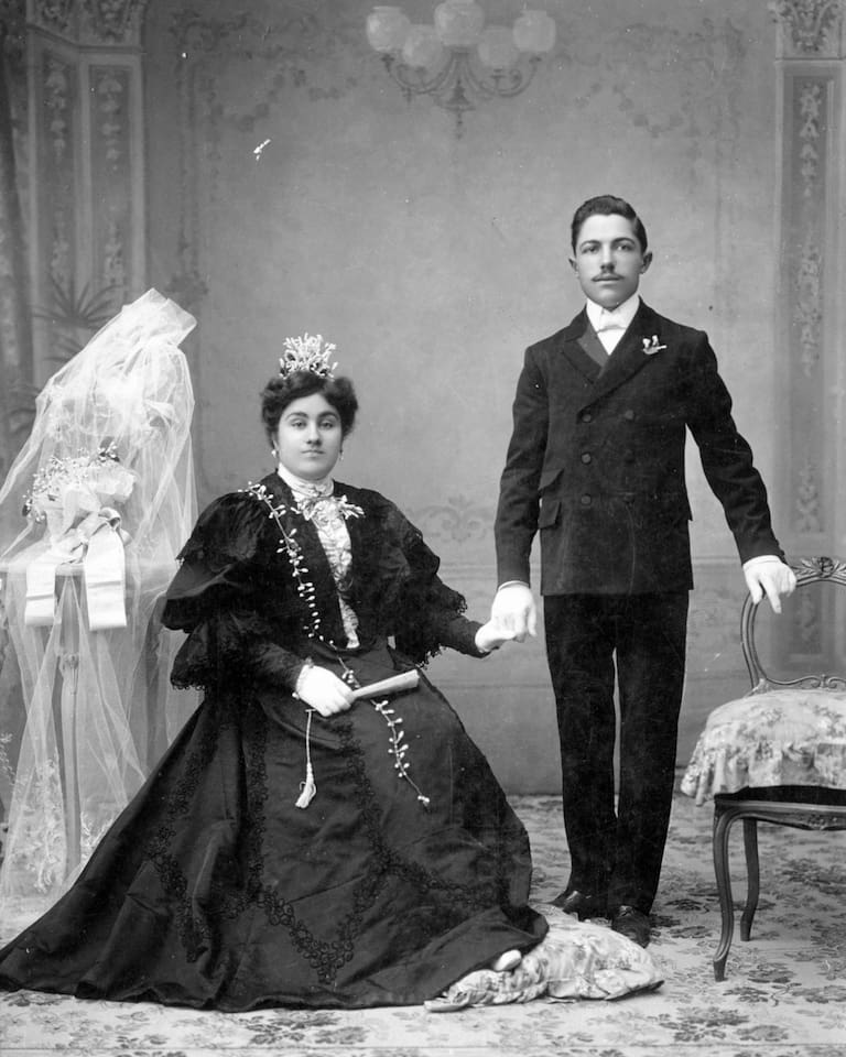 Novias de Negro