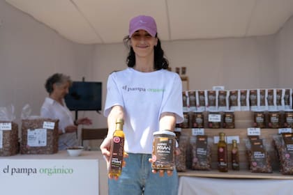 Nueces y aceite de pecán biodinámicos de El Pampa Orgánico.