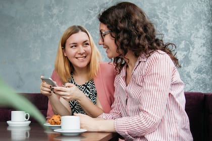 Nuestro tono de voz en una conversación puede reflejar el estado de nuestras emociones en ese momento
