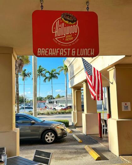 Nueva apertura de The Hollywood Donut Factory en Florida
