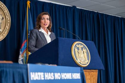 Nueva York aprueba ley que obliga a las universidades a contar con coordinadores del Título VI