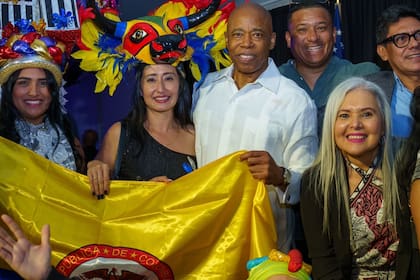 Nueva York ha reducido la cantidad de migrantes en refugios, pero necesita apoyo federal para continuar