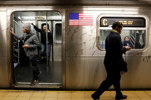 Nueva York: quieren arreglar el subte con subas de impuestos al "1%"