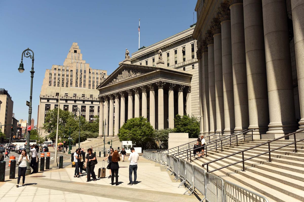 Nueva York. Sospechas, reproches y un giro inesperado en tres causas millonarias contra el país