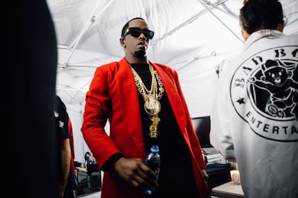 Nuevas denuncias en la causa de Diddy revelan posibles ritos de iniciación en sus conocidas fiestas