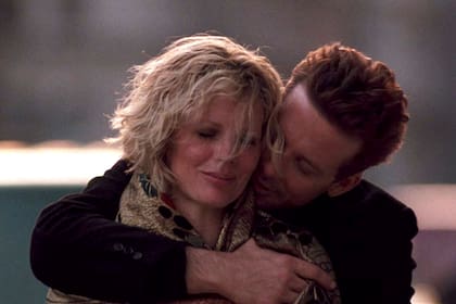Kim Basinger y Mickey Rourke en 9 semanas y media: un film que dividió aguas