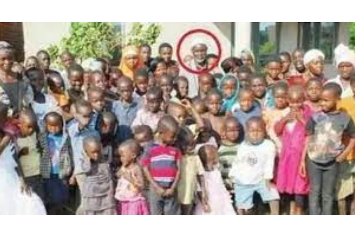 Nyandoro junto a parte de su familia