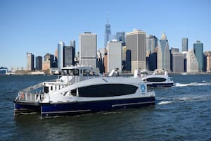 El descuento del ferry que no pregunta por estatus migratorio: quiénes califican y cómo solicitarlo