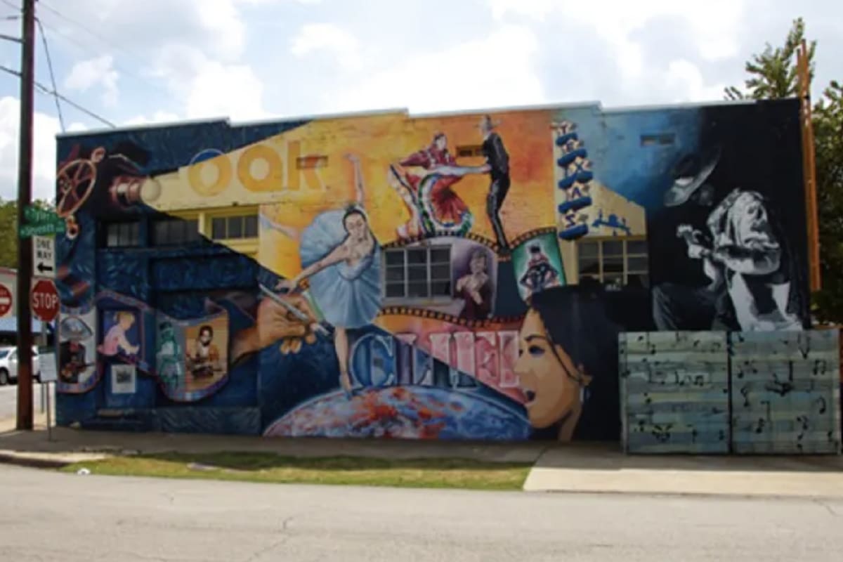 Oak Cliff es un barrio muy mexicano en Dallas, Texas