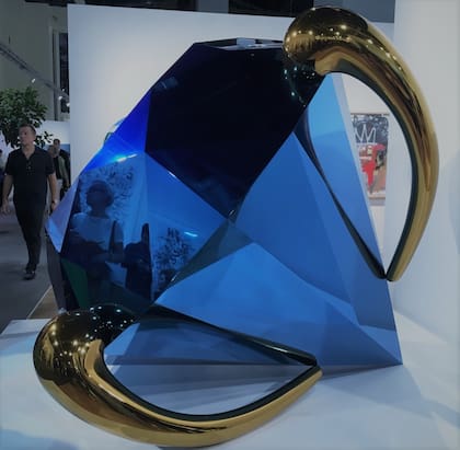 Obra de Jeff Koons en la galería Gagosian, en Art Basel2020