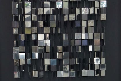 Obra de Julio Le Parc vendida en Daniel Maman (detalle)