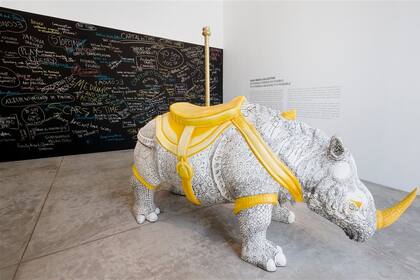 Obra de RAQs Media Collective en Fundación Proa