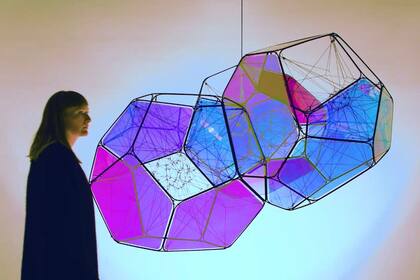 Obra del artista argentino Tomás Saraceno en la reciente edición virtual de Art Basel