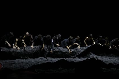 Obra del demonio, la creación de Diana Szeinblum que hizo temporada en el Teatro Cervantes que volverá a presentarse durante el 2023