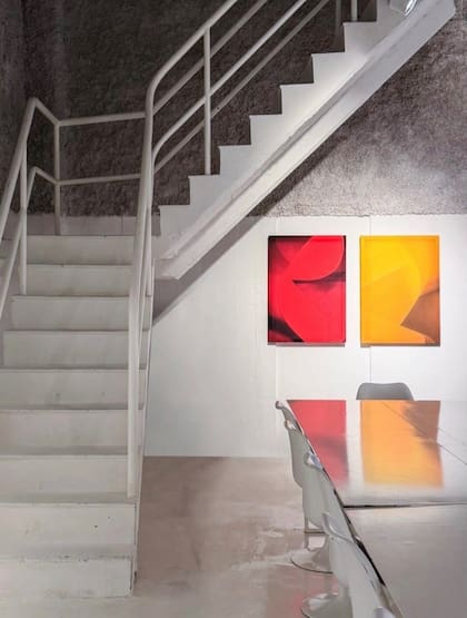 Obras de Jorge Miño en el subsuelo de Cora Café