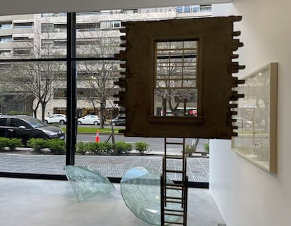 Obras de Miguel Rothschild, Liliana Porter y Leandro Erlich