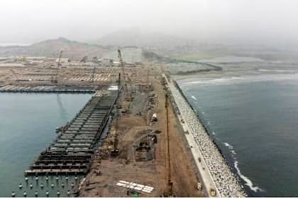Obras del megapuerto de Chancay, 80 kilómetros al norte de Lima