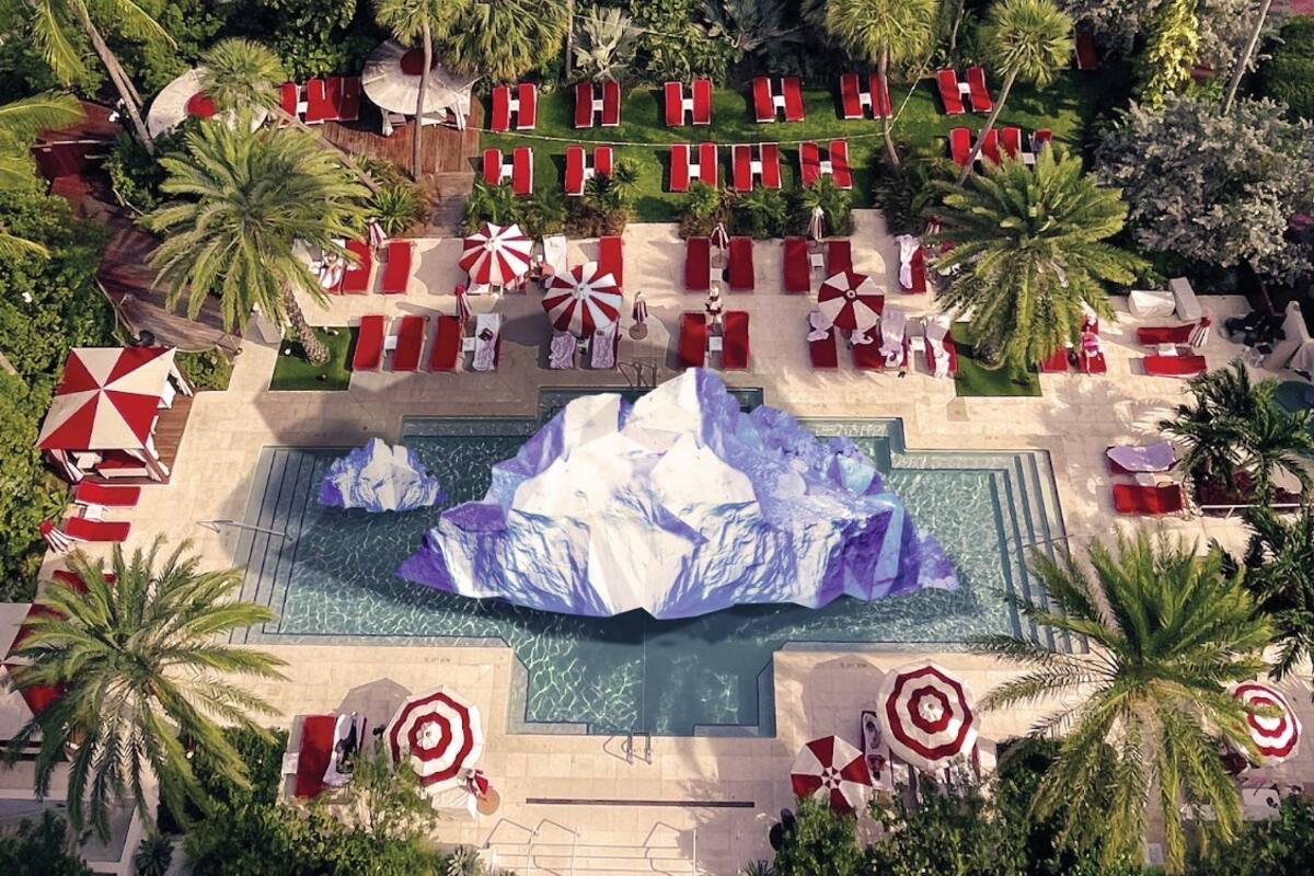 Obras site-specific, como los icebergs instalados por Carlos Betancourt en Faena Hotel, tendrán su contraparte digital en la nueva plataforma Aorist