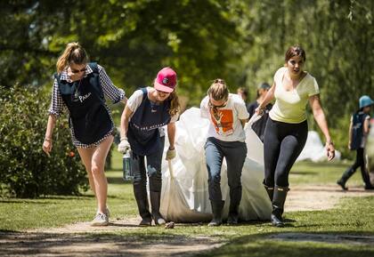 Ocho millones de toneladas de basura al año son arrojadas al mar