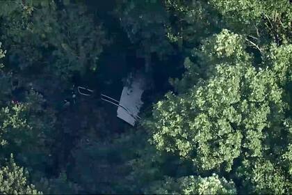 Ocho permanecen hospitalizados tras caída de avioneta de paracaidismo en Nueva Jersey