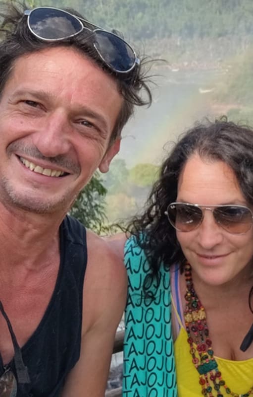 20 años juntos. Octavio Borro y Julieta Fazzari formaron una sólida familia y tiene dos hijas, Nina y Mila