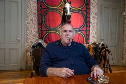 Octavio Caravallo, ex presidente de Bunge & Born, actual propietario de la cabaña Las Lilas